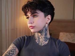alicee-love Live Webcam on CamSoda