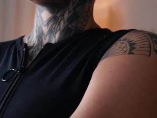  alicee-love chat room