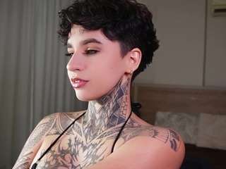  alicee-love chat room