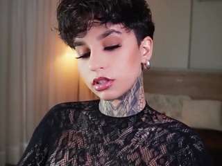 alicee-love Live Webcam on CamSoda
