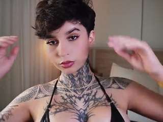alicee-love Live Webcam on CamSoda