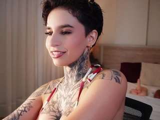 alicee-love Live Webcam on CamSoda