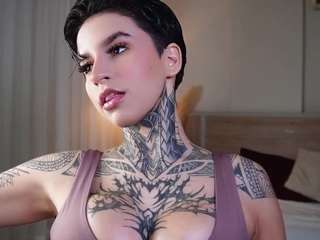 alicee-love Live Webcam on CamSoda