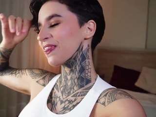  alicee-love chat room
