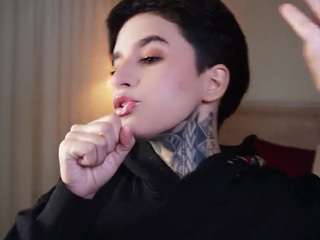  alicee-love chat room