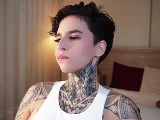 alicee-love Live Webcam on CamSoda