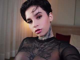 alicee-love Live Webcam on CamSoda