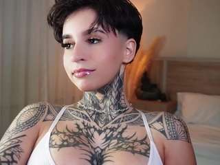  alicee-love chat room