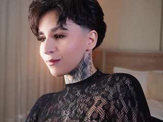 alicee-love Live Webcam on CamSoda