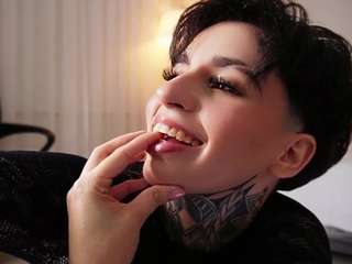  alicee-love chat room