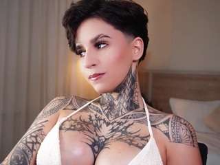 alicee-love Live Webcam on CamSoda