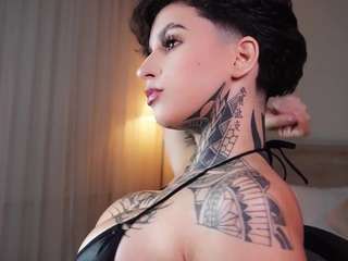  alicee-love chat room