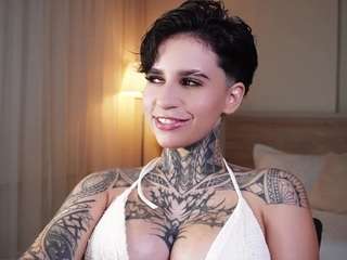 alicee-love Live Webcam on CamSoda