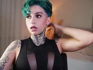 alicee-love Live Webcam on CamSoda