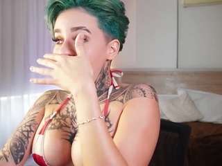 alicee-love Live Webcam on CamSoda