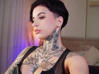 alicee-love Live Webcam on CamSoda