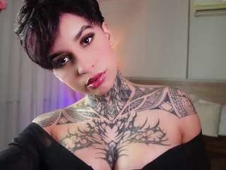 alicee-love Live Webcam on CamSoda