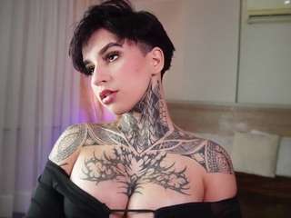 alicee-love Live Webcam on CamSoda