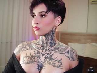alicee-love Live Webcam on CamSoda
