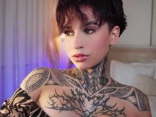 alicee-love Live Webcam on CamSoda
