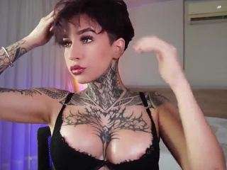 Discover alicee-love from CamSoda