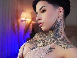  alicee-love chat room