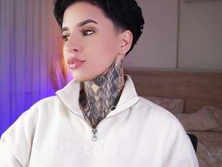 alicee-love Live Webcam on CamSoda