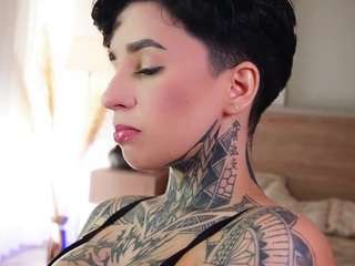 alicee-love Live Webcam on CamSoda