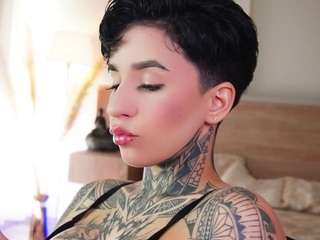 alicee-love Live Webcam on CamSoda