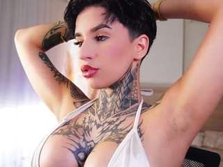 alicee-love Live Webcam on CamSoda