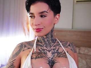 alicee-love Live Webcam on CamSoda
