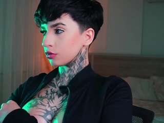  alicee-love chat room