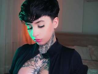 alicee-love Live Webcam on CamSoda