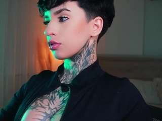 alicee-love Live Webcam on CamSoda