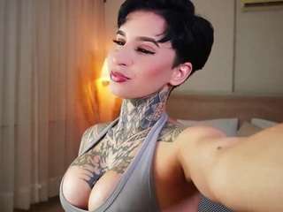  alicee-love chat room