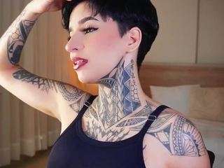  alicee-love chat room