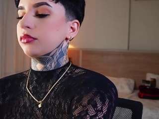 alicee-love Live Webcam on CamSoda