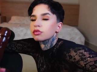alicee-love Live Webcam on CamSoda