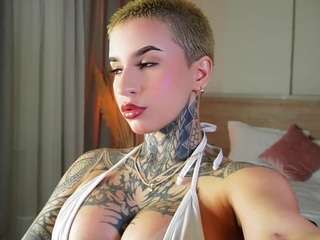 alicee-love from CamSoda is Private