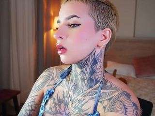  alicee-love chat room