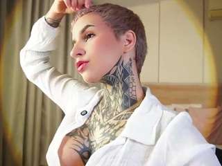 alicee-love Live Webcam on CamSoda