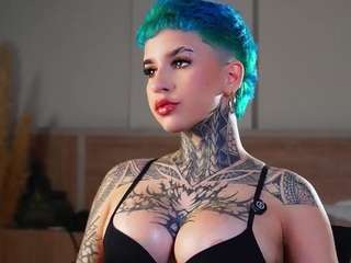 alicee-love webcam model