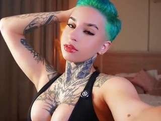 alicee-love Live Webcam on CamSoda