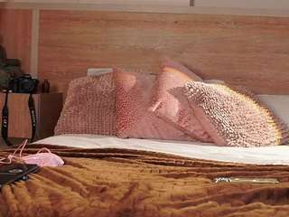 alicee-love Live Webcam on CamSoda