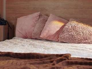 alicee-love Live Webcam on CamSoda