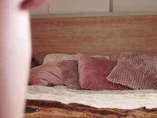 alicee-love Live Webcam on CamSoda