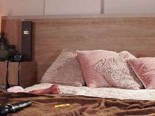 alicee-love Live Webcam on CamSoda