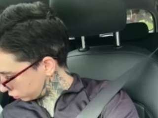 Kiss with  my friend [500 tokens remaining]