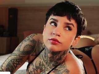 alicee-love Live Webcam on CamSoda