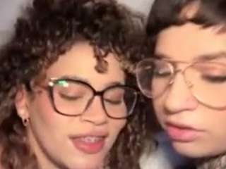 alicee-love Live Webcam on CamSoda